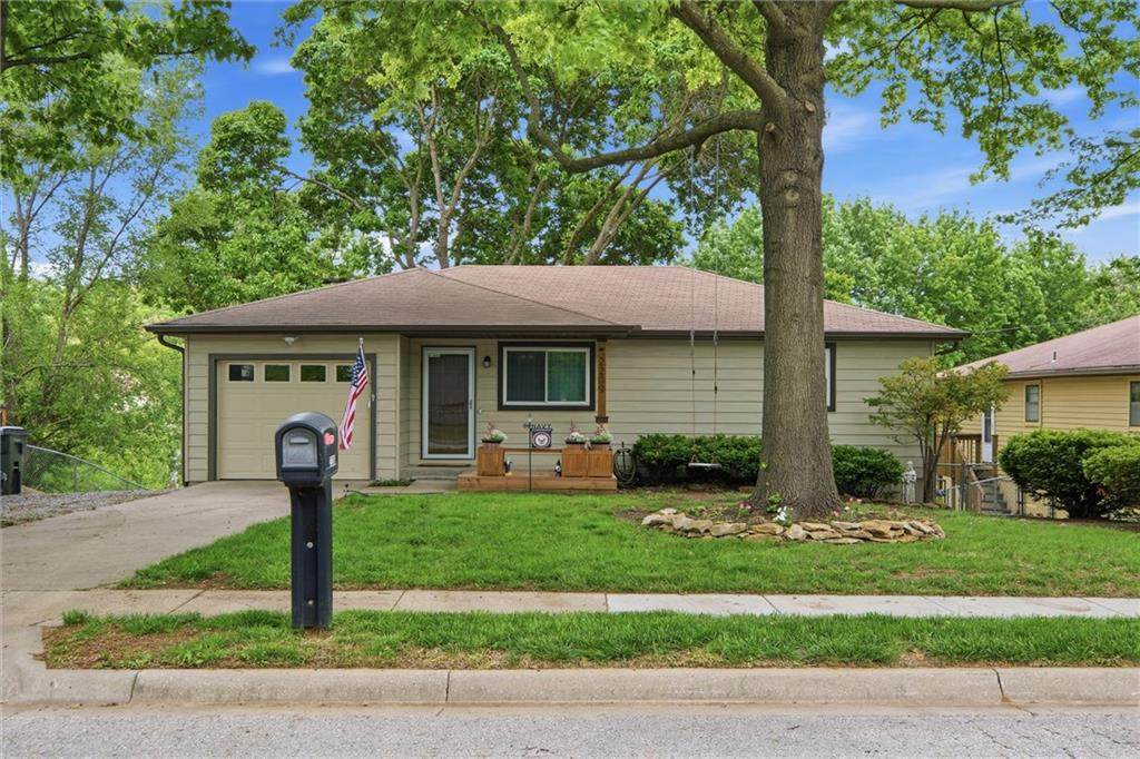 2209 17th Street - Photo 1