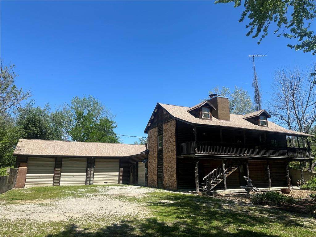 17 465th Road - Photo 1