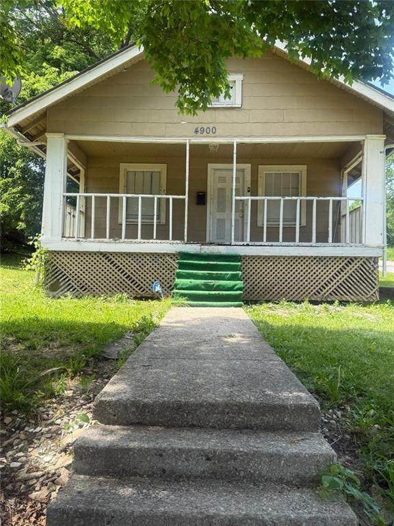 4900 Garfield Avenue - Photo 1