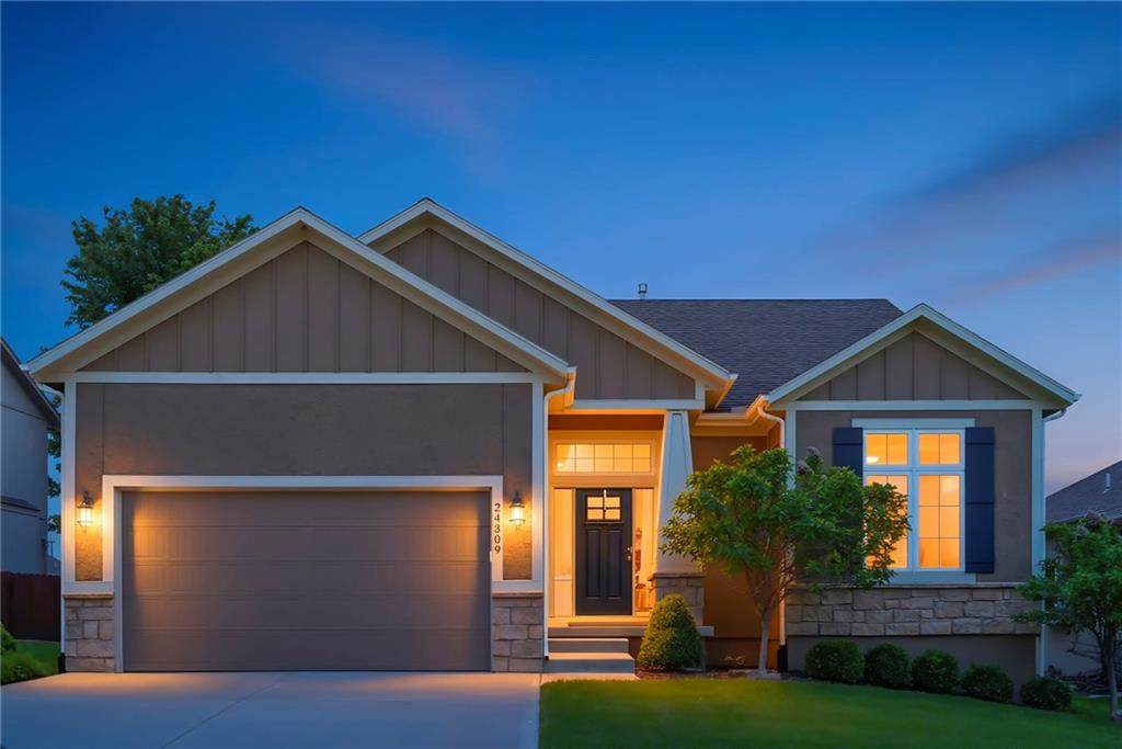 24309 91 Place - Photo 1