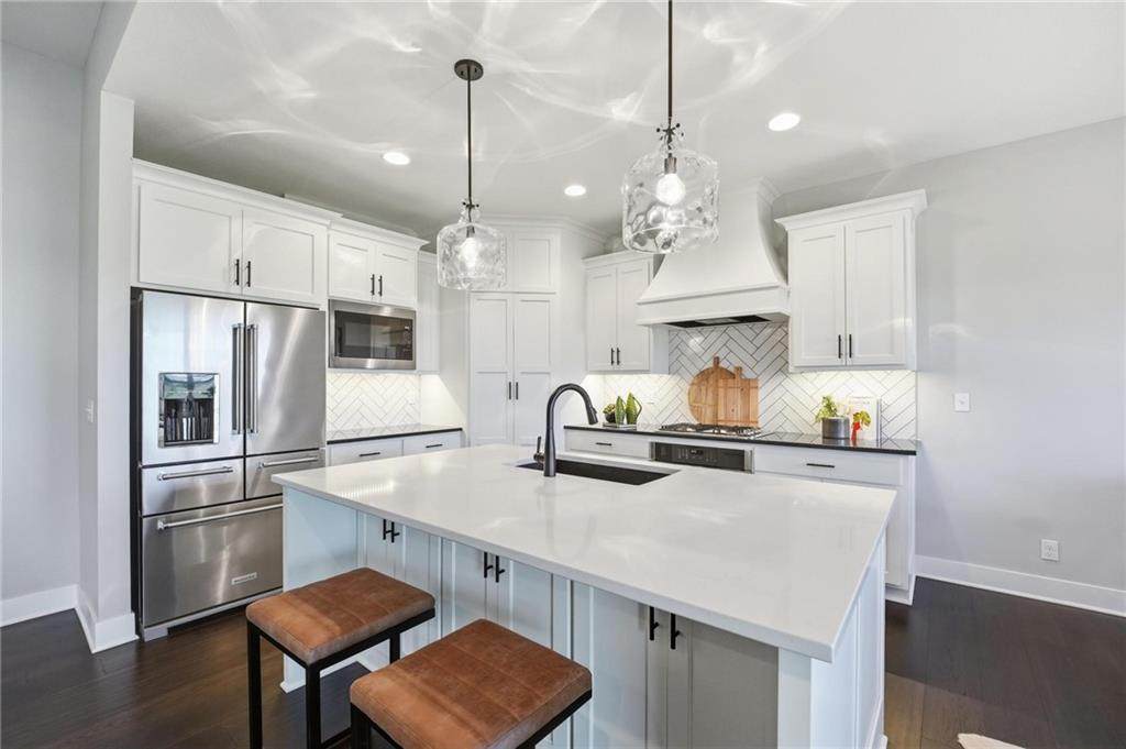 17404 Richards Street - Photo 1