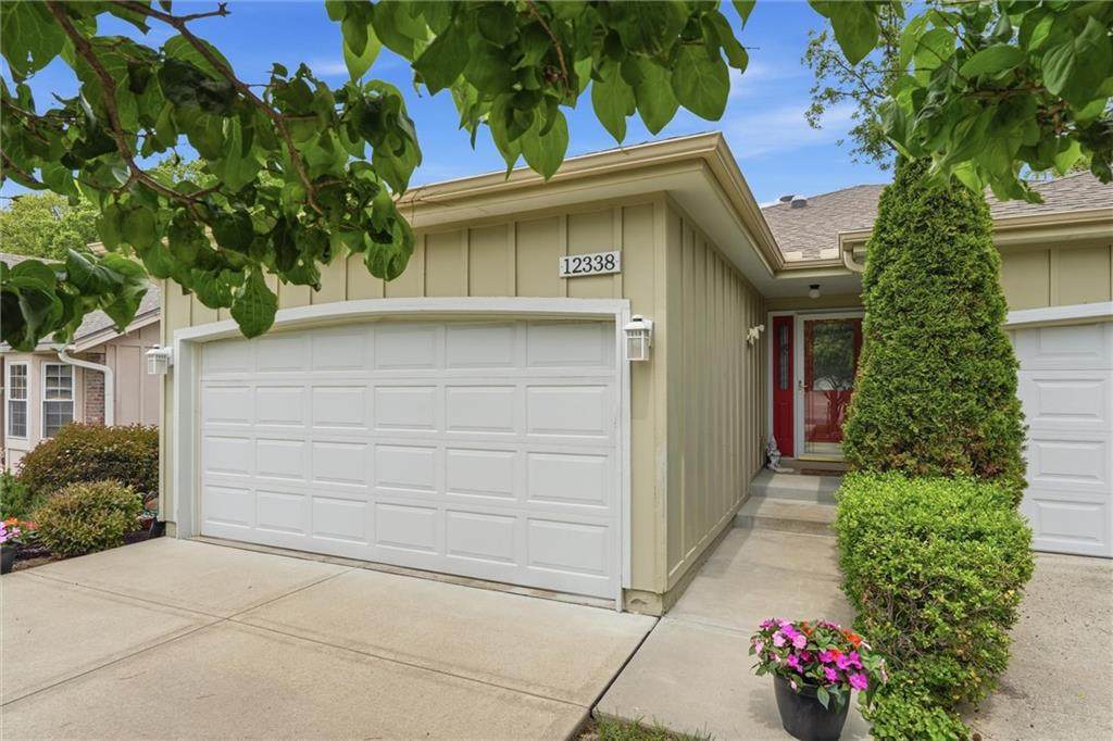 12338 105TH Terrace - Photo 1