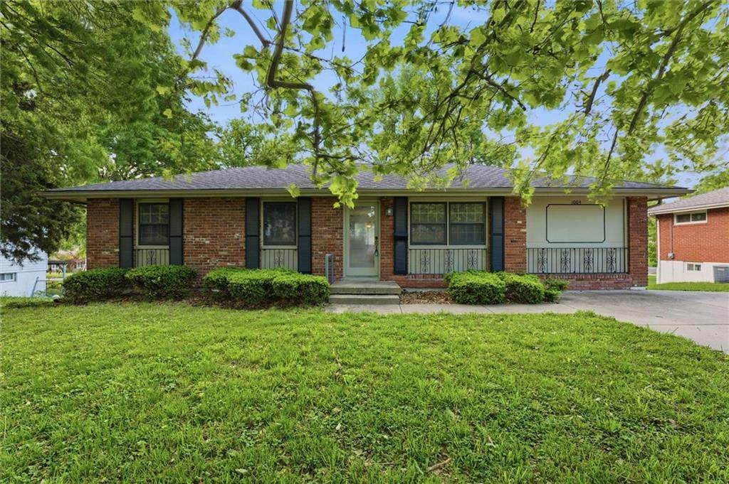 1004 R D Mize Road - Photo 1