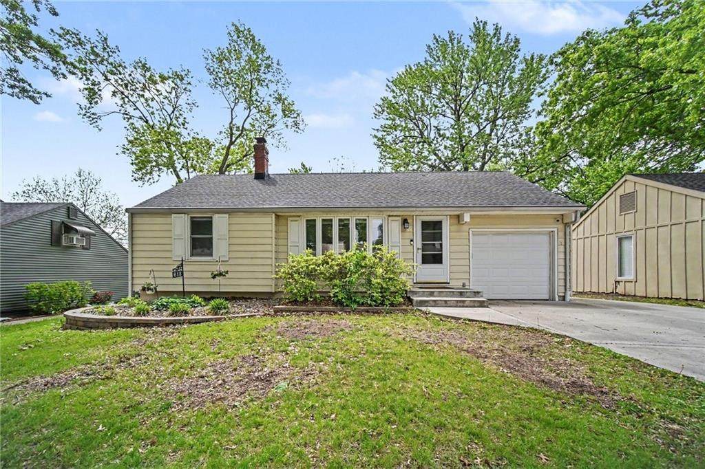 613 43rd Terrace - Photo 1