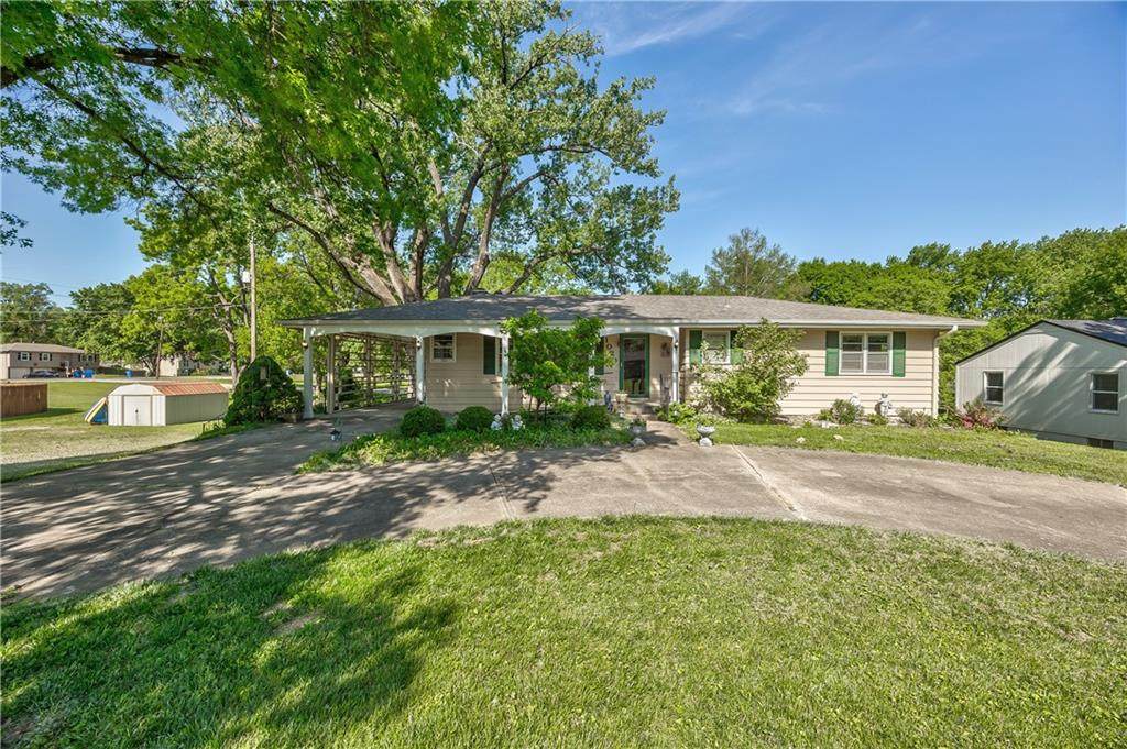 1020 Delaware Street - Photo 1