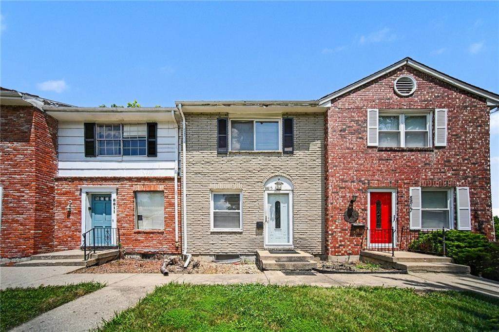 8815 Sycamore Avenue - Photo 1