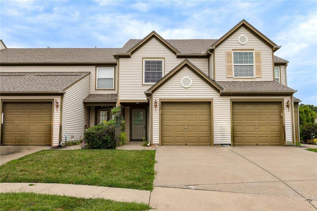 5438 Fairmount Avenue - Photo 1