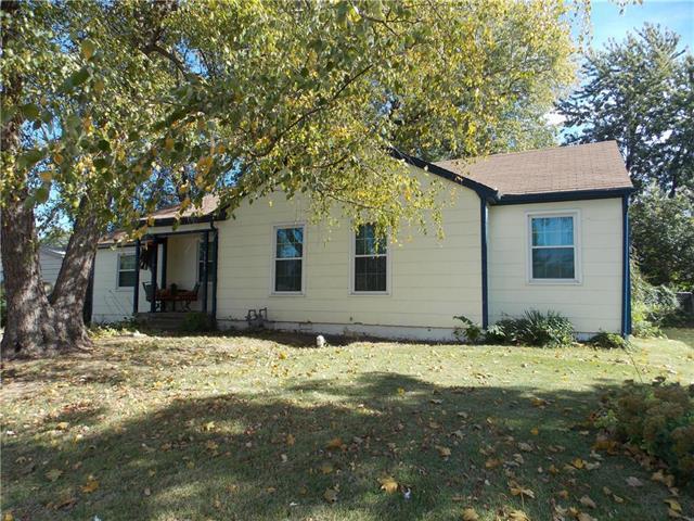 1510 8th Street - Photo 1