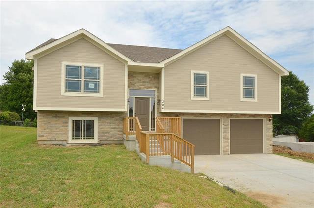 304 Fairview Circle - Photo 1