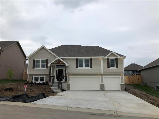 1304 Brentwood Drive - Photo 1