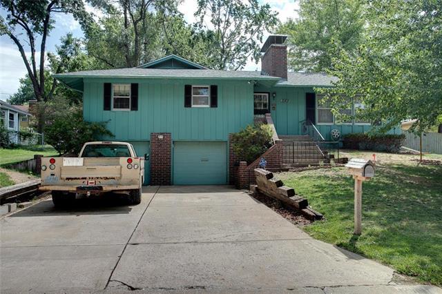 12801 49th Street - Photo 1