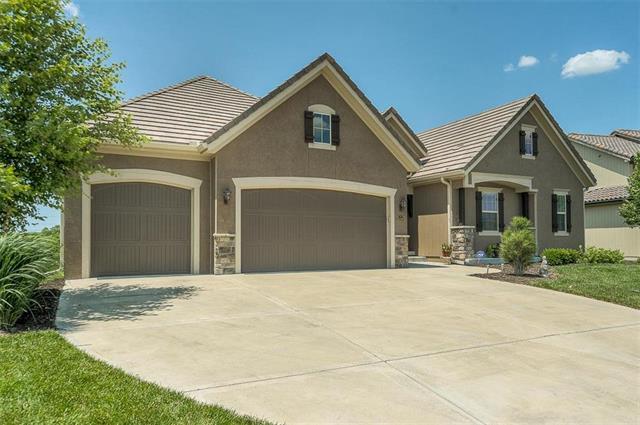 6108 107th Street - Photo 1