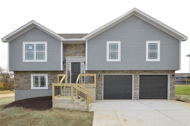 311 Fairview Circle - Photo 1