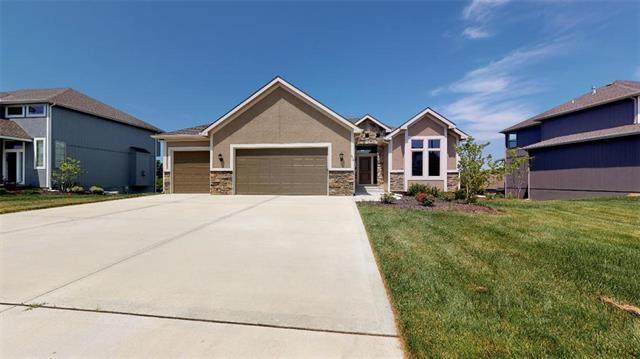806 Canyon Lane - Photo 1