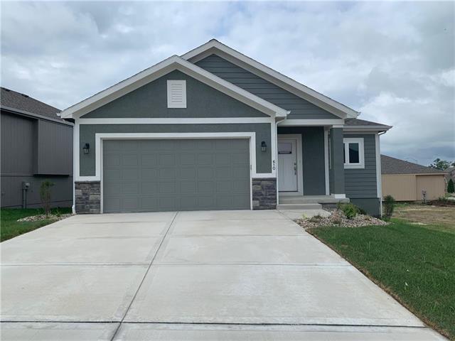 610 109th Terrace - Photo 1