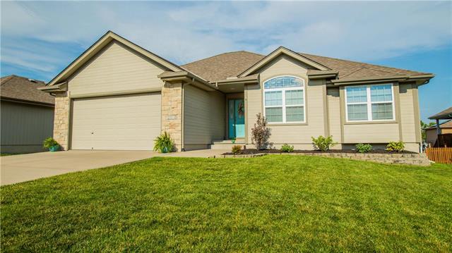 2105 Sycamore Lane - Photo 1