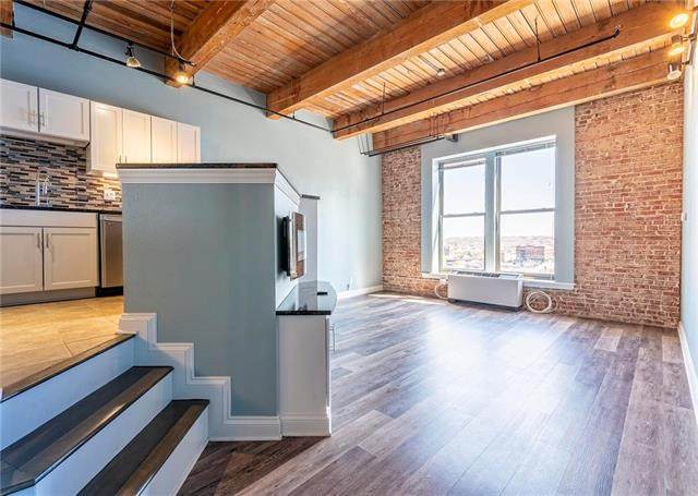 308 8th Street - Photo 1