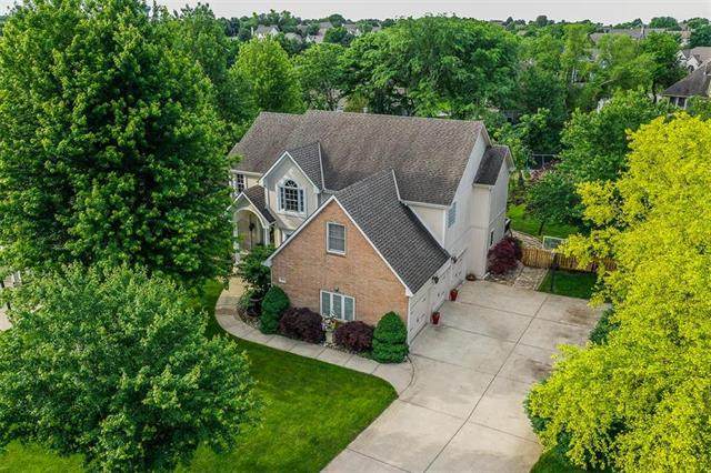 2421 Wintergreen Court - Photo 1
