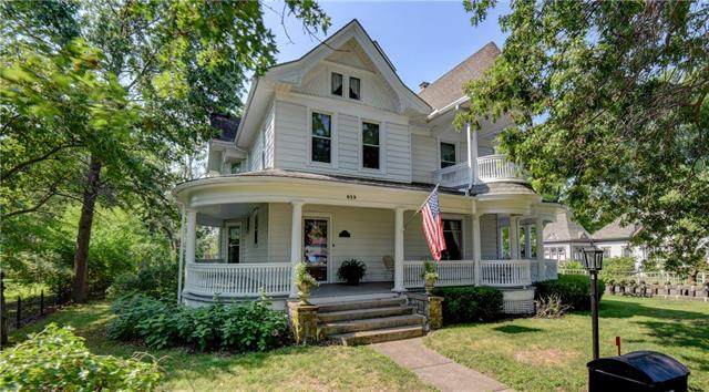615 Clay Avenue - Photo 1