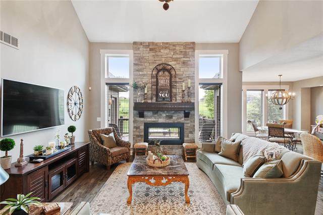 1217 Lakecrest Circle - Photo 1