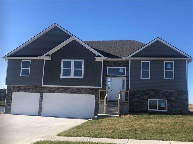 4702 Woodland Shores Drive - Photo 1