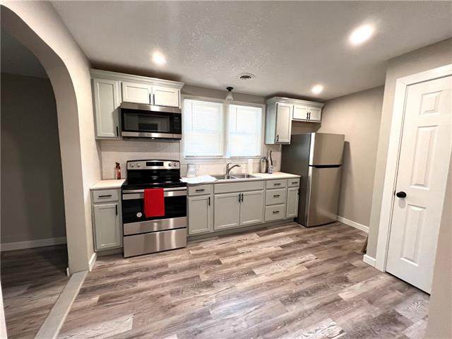 209 21st Street - Photo 1