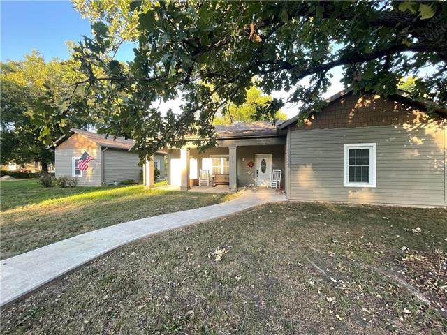 211 Buckeye Street - Photo 1