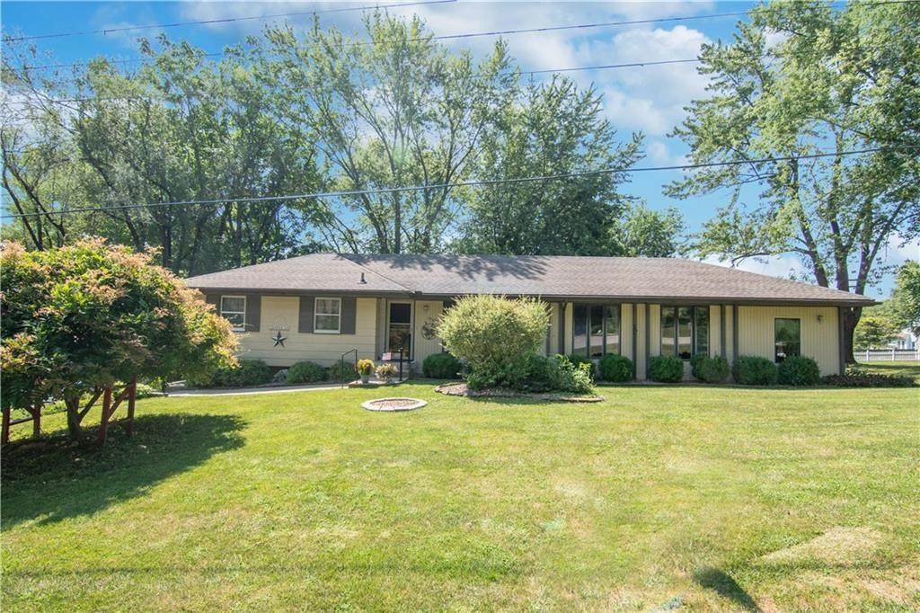 19007 9th Street - Photo 1