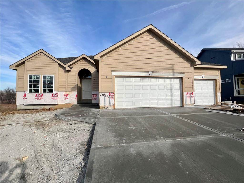 10423 Wallace Avenue - Photo 1