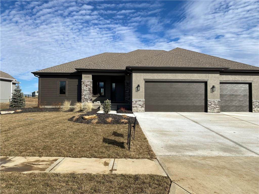 1105 Conch Circle - Photo 1