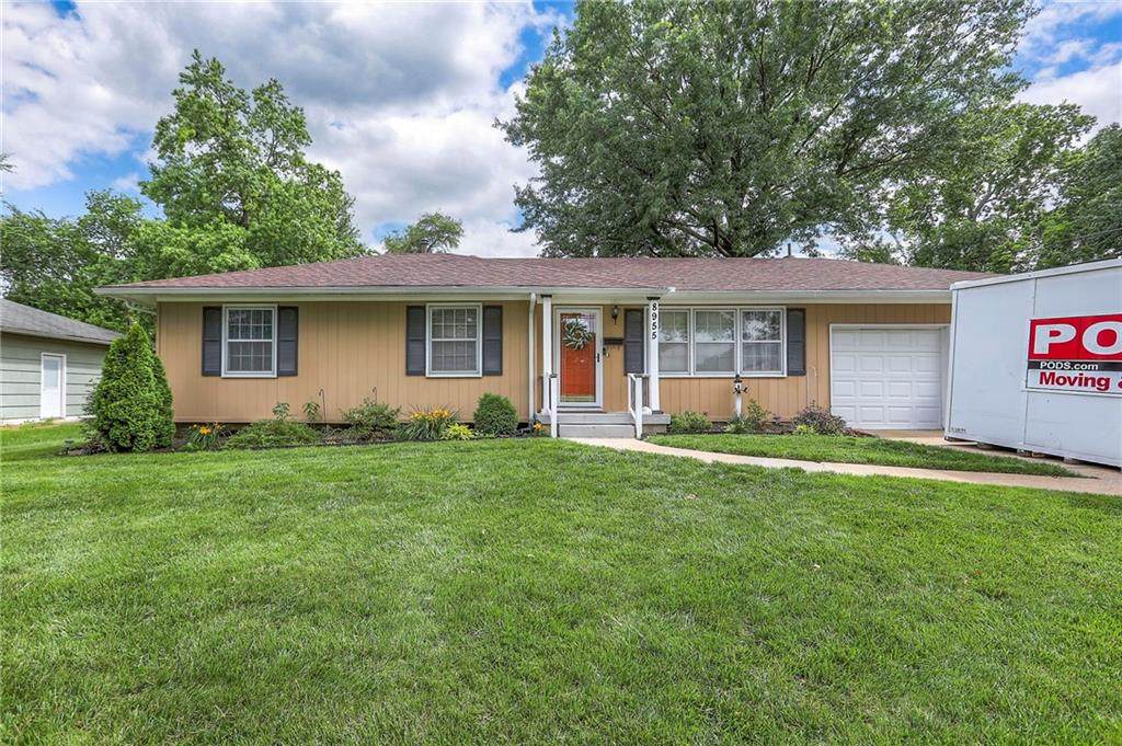8955 84TH Street - Photo 1