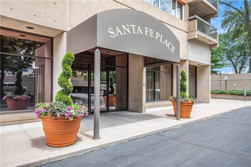 2525 Main Street - Photo 1