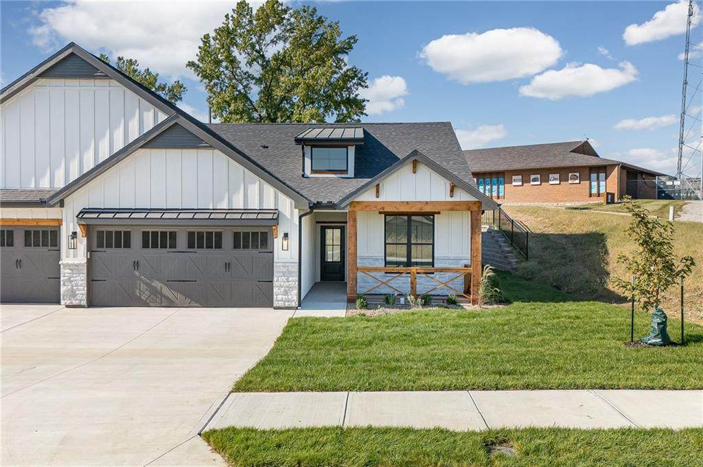 1404 Country Court - Photo 1