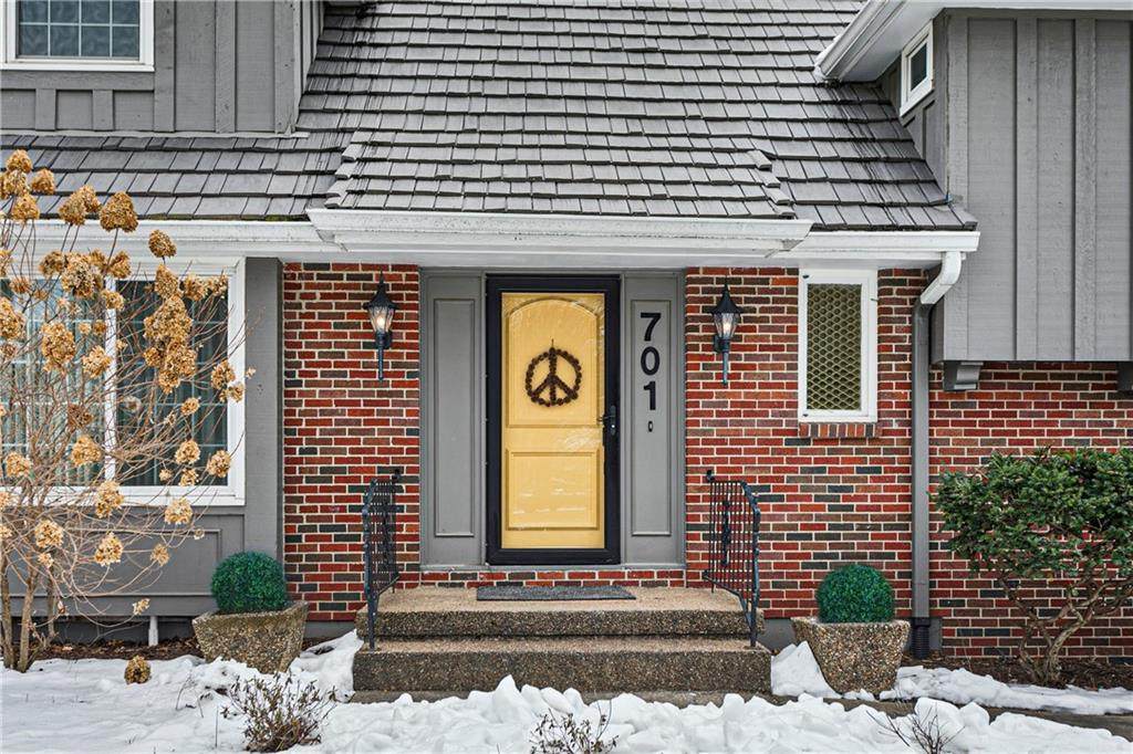 701 114 Terrace - Photo 1