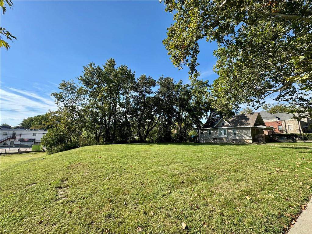 4316 Forest Avenue - Photo 1