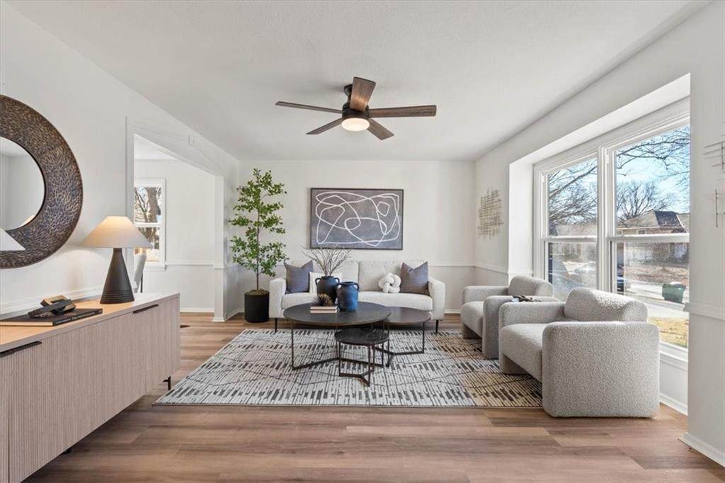 8512 98th Street - Photo 1