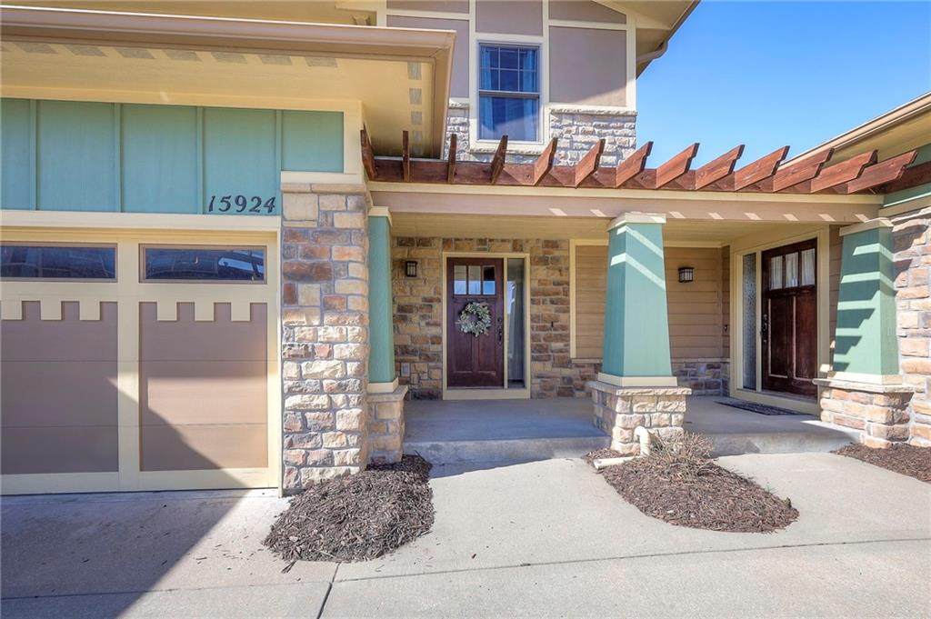 15924 Buena Vista Street - Photo 1