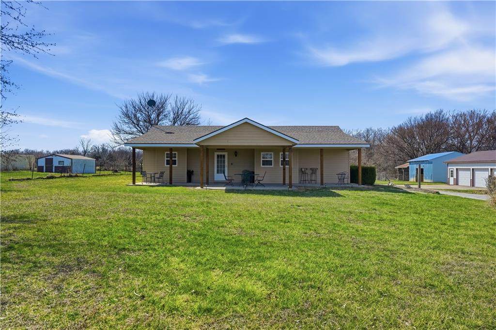 31710 Rockville Road - Photo 1