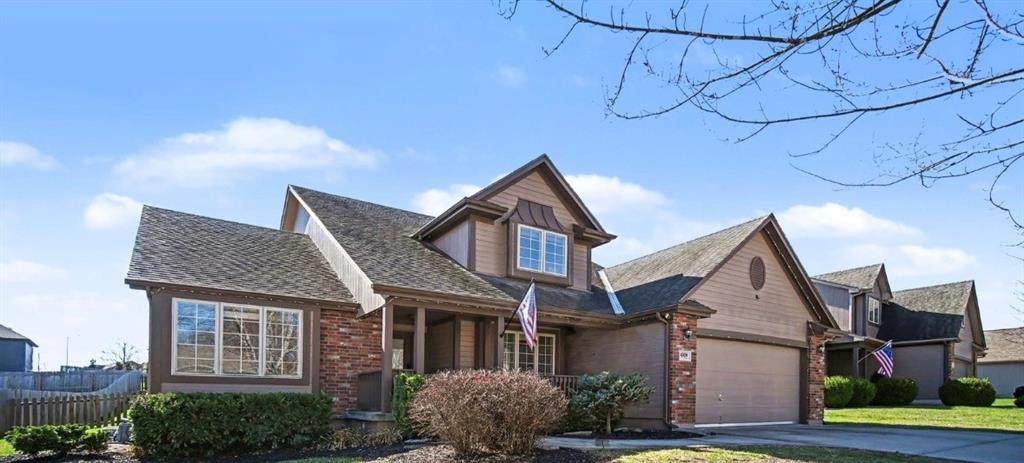 1009 Burr Oak Lane - Photo 1