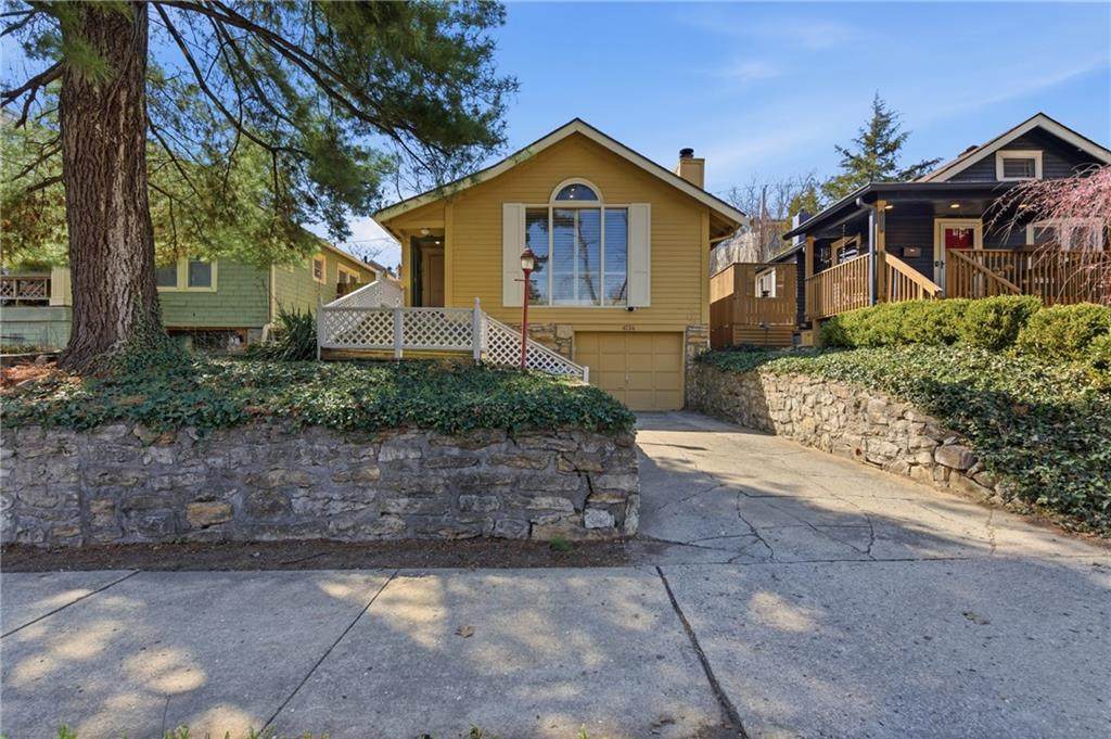 4734 Holly Street - Photo 1