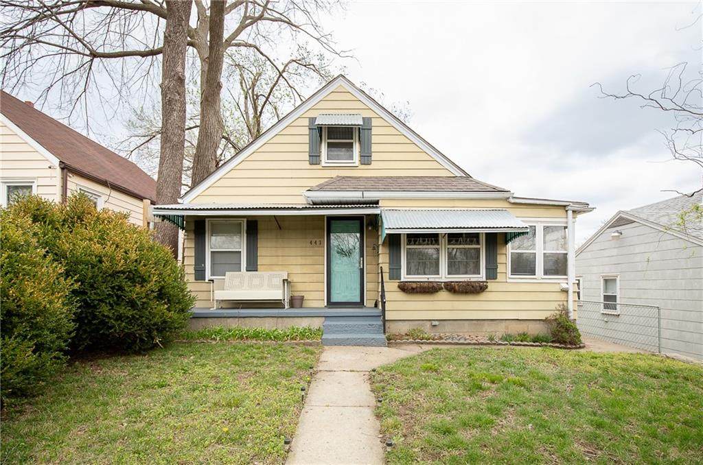 443 Quincy Avenue - Photo 1
