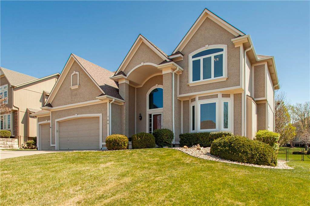 709 Twin Brook Drive - Photo 1