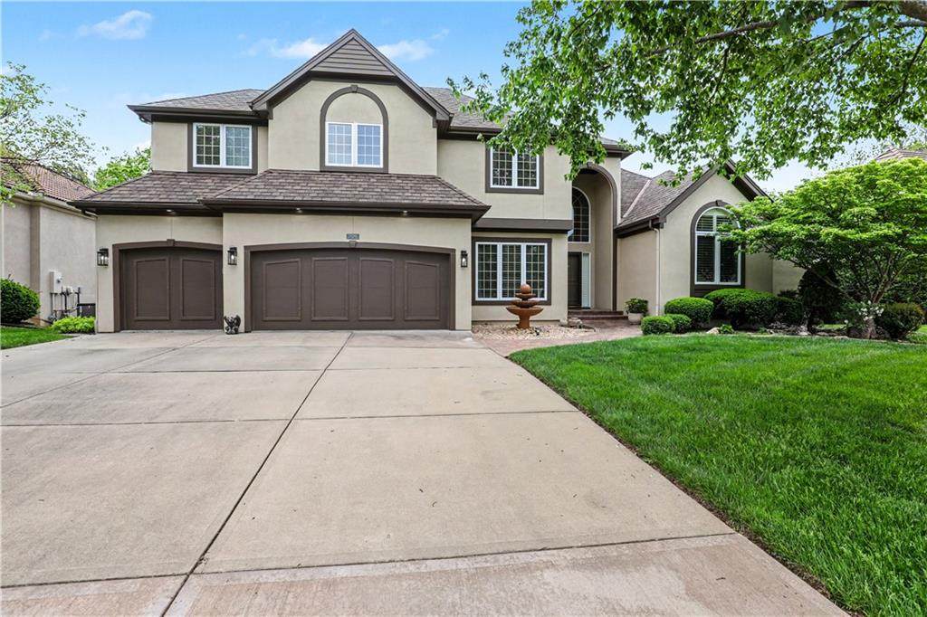 709 Lake Pointe Drive - Photo 1