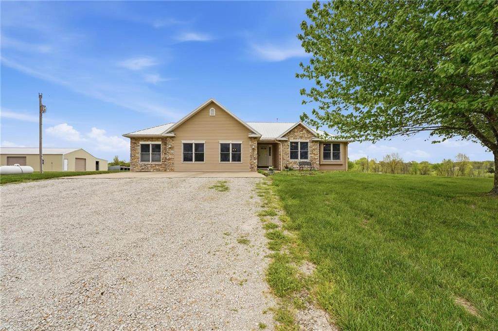 6520 Malcolm Lake Road - Photo 1