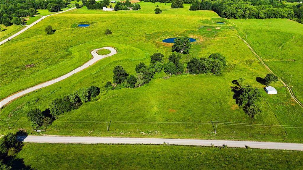  207th Street - Photo 1