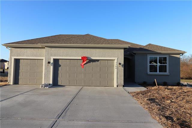 1704 Pam Court - Photo 1