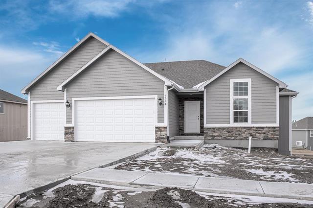 6304 141st Street - Photo 1