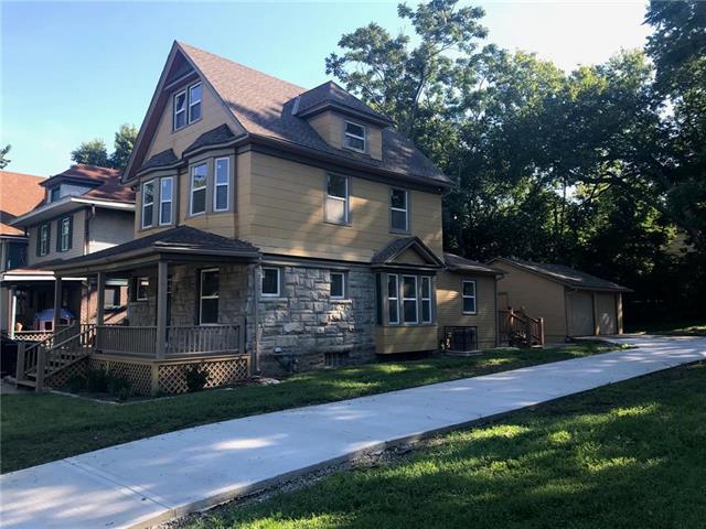 3333 Charlotte Street - Photo 1