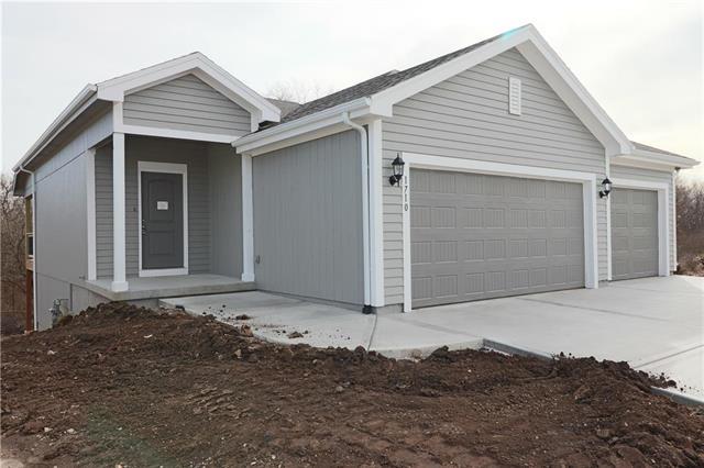 1710 Pam Court - Photo 1