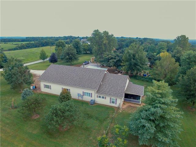 642 1751st Road - Photo 1